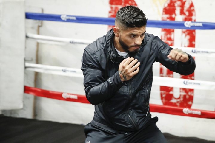 005_Abner_Mares (720x480)