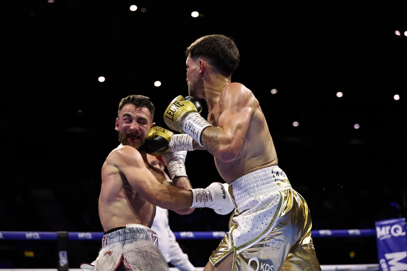 Liam Davies outclasses Nathaniel Collins in Birmingham, England (September 26, 2026)