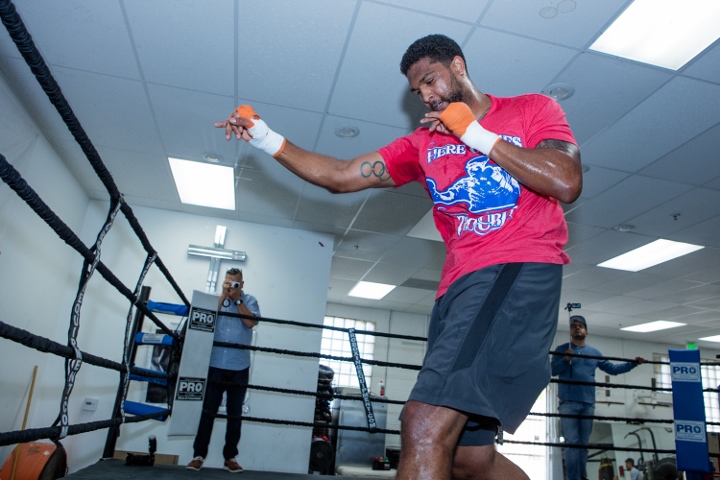 Dominic Breazeale (5)