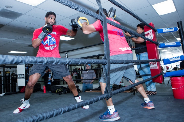 Dominic Breazeale (9)