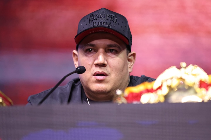 Commentary: Eddy Reynoso opens up but further explanations are required