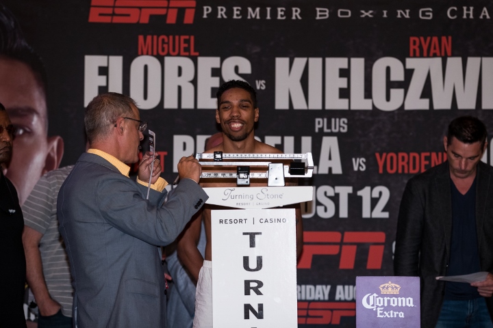Jamal James Weigh In Weigh In Brett Carlsen   Premier Boxing Champions