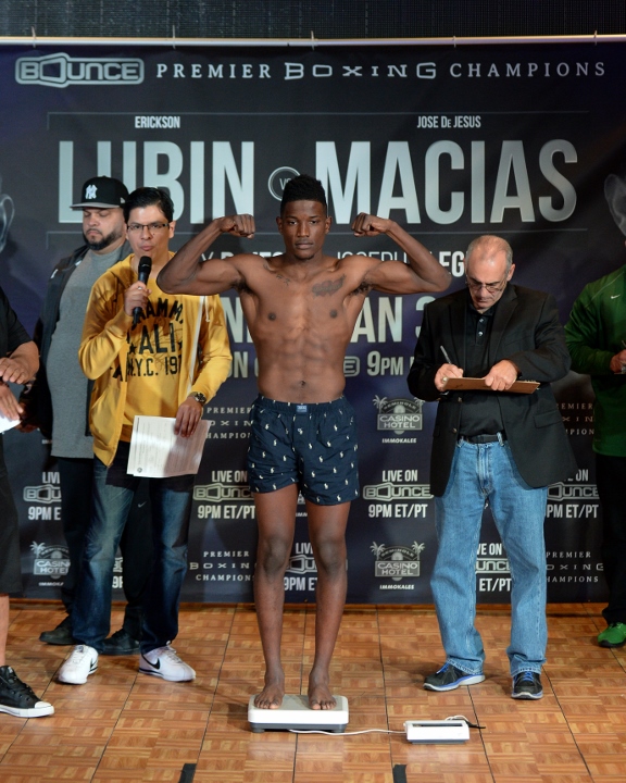 Lubin vs De Jesus Macias_Weigh-in_James Luedde</p>
<p>_ Premier Boxing Champions2 (576x720)