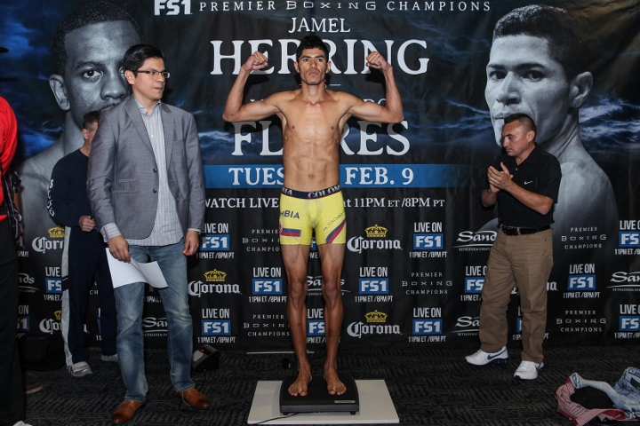 Luis Flores_Weigh-in_Lucas Noonan _ Premier Boxing Champions (720x480)