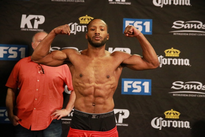 Lydell Rhodes_Weigh-in_Leo Wilson</p>
<p>_ Premier Boxing Champions (720x480)