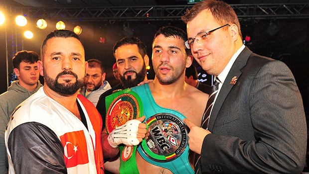 Avni Yildirim Continues Rise With WBC Silver Belt Win - Boxing News