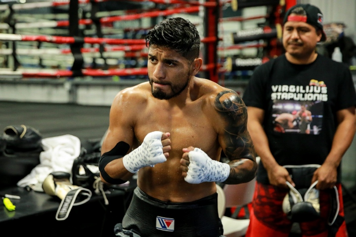 abner-mares (11)