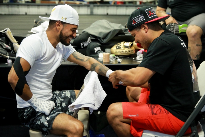 abner-mares (12)