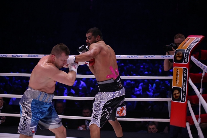 Adamek Molina Fight