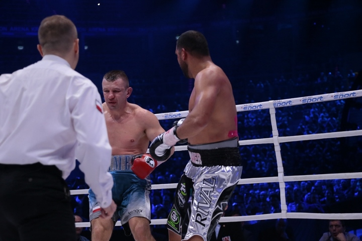 Adamek Molina Fight