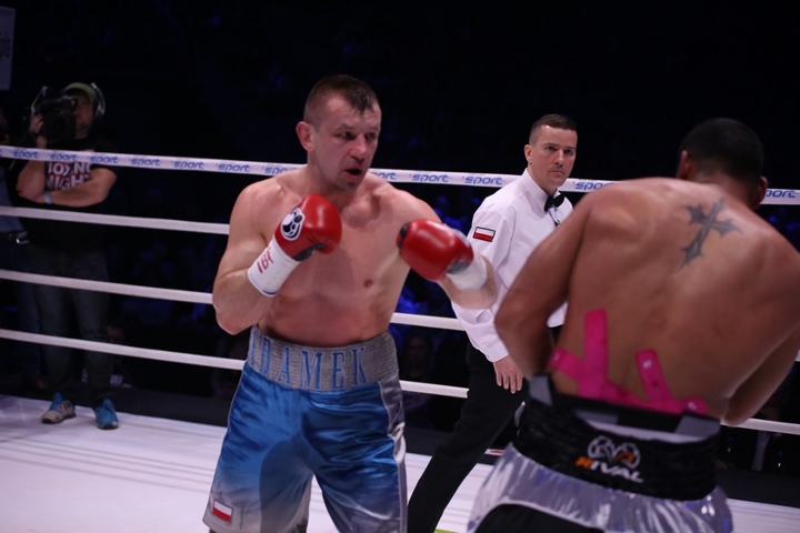Adamek Molina Fight