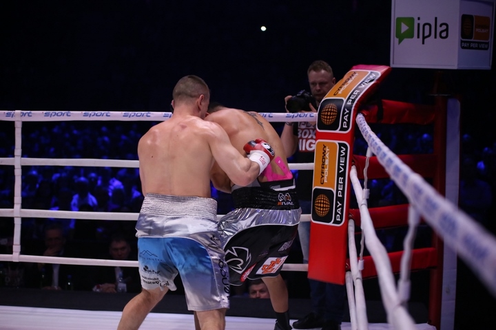 Adamek Molina Fight