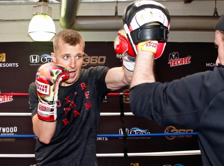 Photos: Alem Begic, Simon - Hollywood Fight Night Workouts - Boxing News