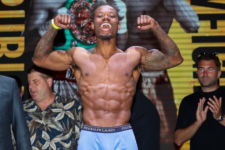 Austin Williams Batters Esau Herrera, Stops Him In Fifth Round