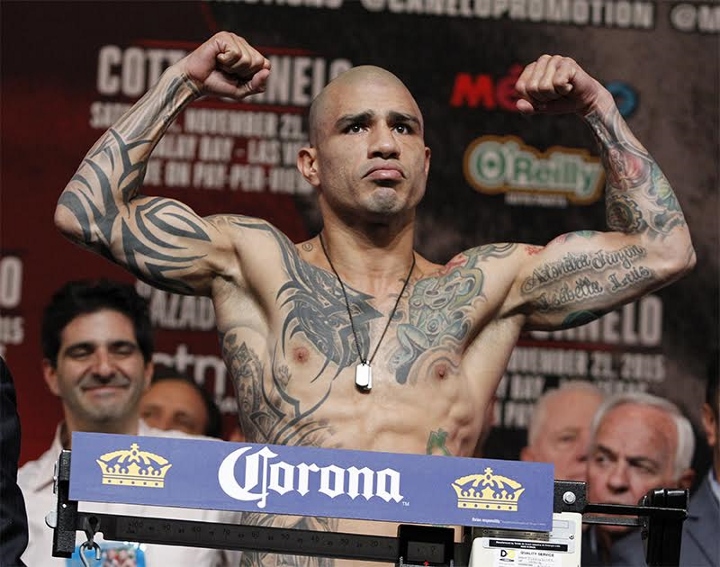 canelo-cotto-weights (2)