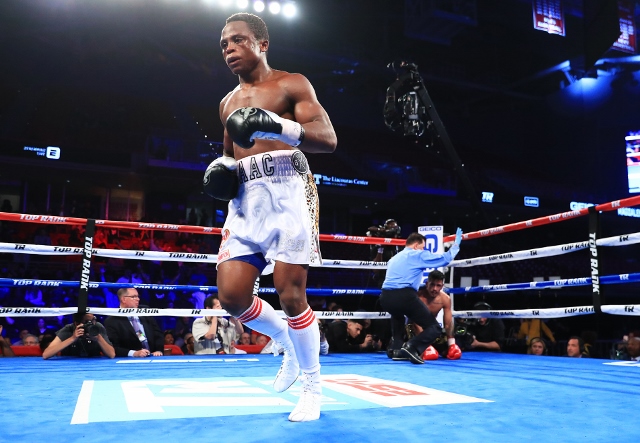 dogboe-magdaleno-fight (11)