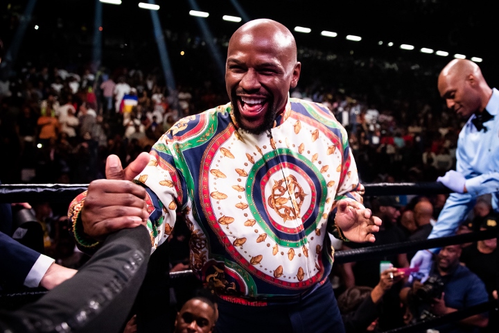 Floyd Mayweather Is The BWAA's Fighter Of The Decade