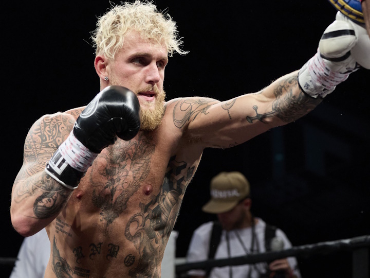 Jake Paul Motivated By De La Hoya's Praise, Vows To Fight For Title in 2026