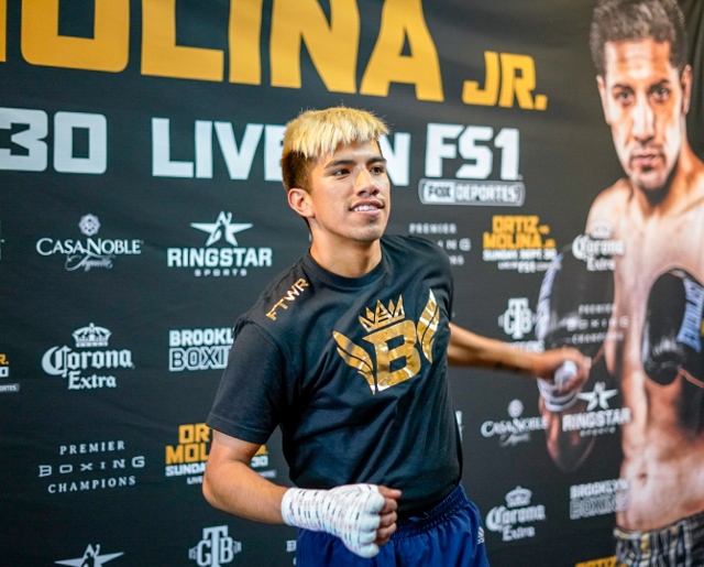 Jose Balderas Takes Out Julio Garcia in Four Rounds