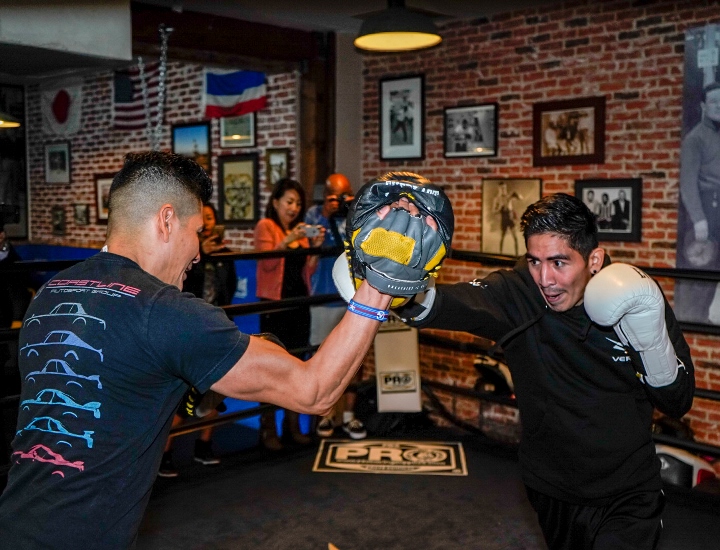 Leo Santa Cruz