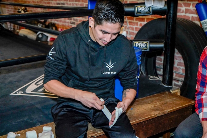 Leo Santa Cruz