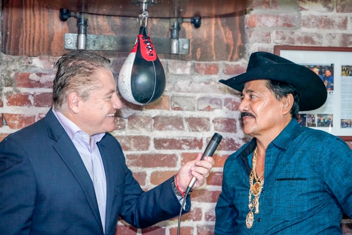 Leo Santa Cruz