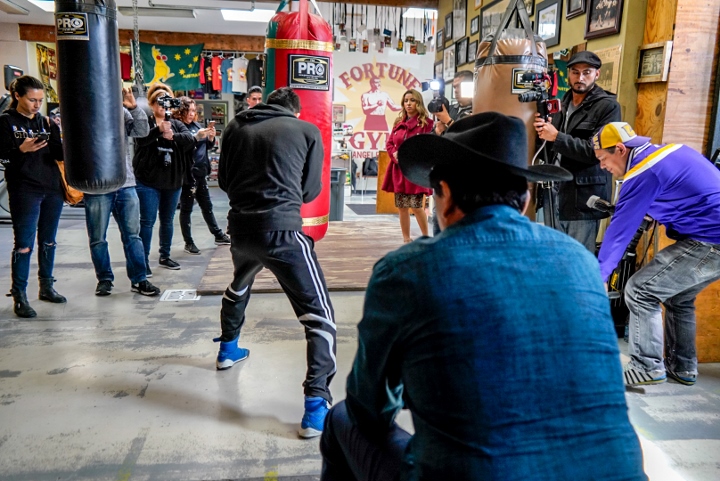 Leo Santa Cruz