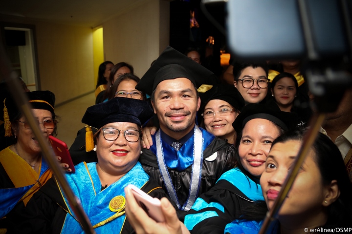 manny-pacquiao-graduation (11)