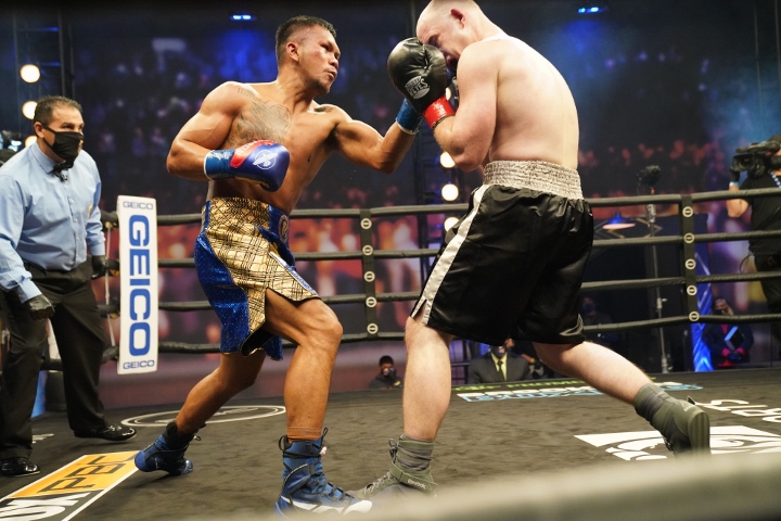 marcial-whitfield-fight (25)