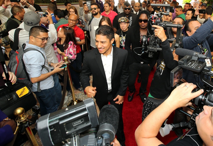 pacquiao-vargas-grand-arrival (20)