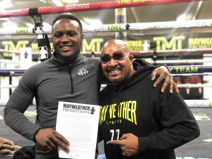 Viddal Riley to make Mayweather Promotions debut 2/28 in Vegas - Boxing News