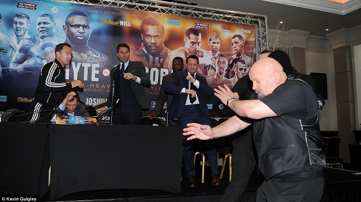 whyte-chisora-throws-table (12)