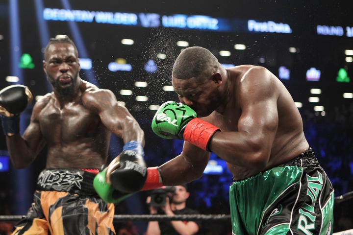 wilder-ortiz-fight (27)